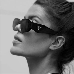 PRADA PR 17WS Sunglasses Black/Dark grey